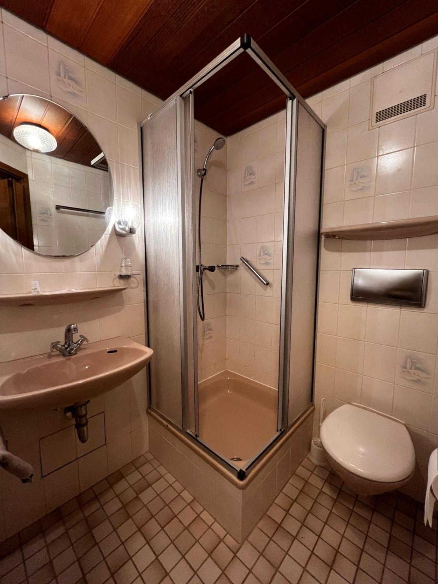 Hotel Zur Post Limburg Bad Camberg Hunfelden Exteriör bild