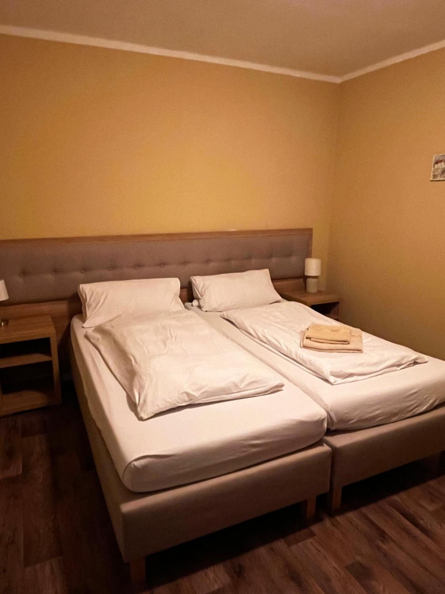 Hotel Zur Post Limburg Bad Camberg Hunfelden Exteriör bild