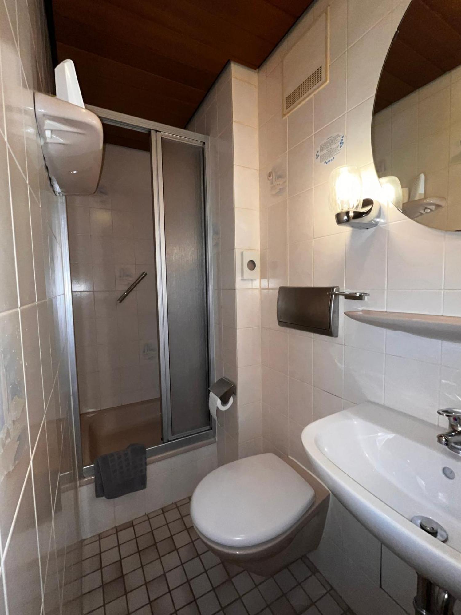 Hotel Zur Post Limburg Bad Camberg Hunfelden Exteriör bild